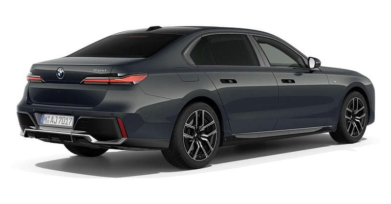 Gebraucht BMW 740 Comfort Edition 299 PS (219 kW) 2025 Grau Limousine