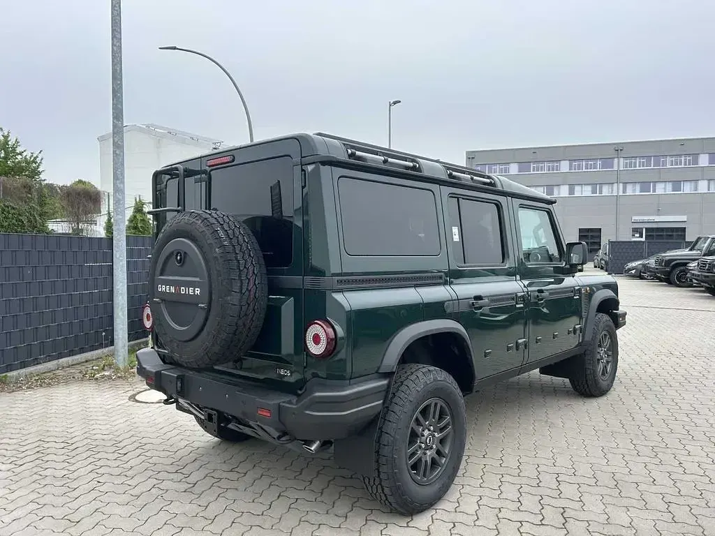 Neu Ineos Grenadier 249 PS (183 kW) 2026 Grün SUV