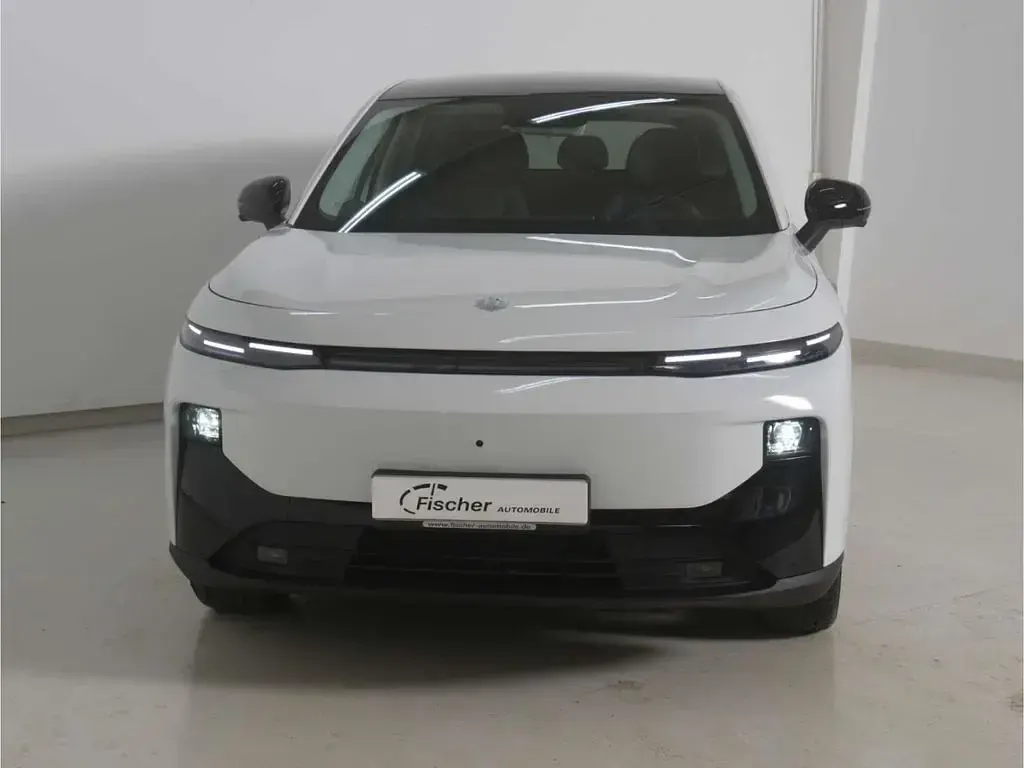 Gebraucht Leapmotor B10 160 kW (218 PS) 2025 Weiß SUV