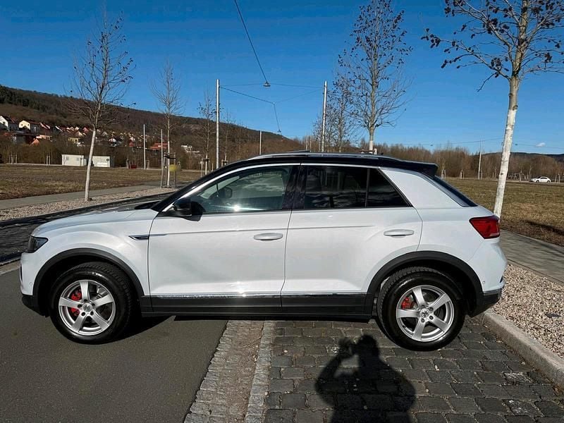 Gebraucht VW T-Roc 150 PS (110 kW) 2017 Weiß SUV