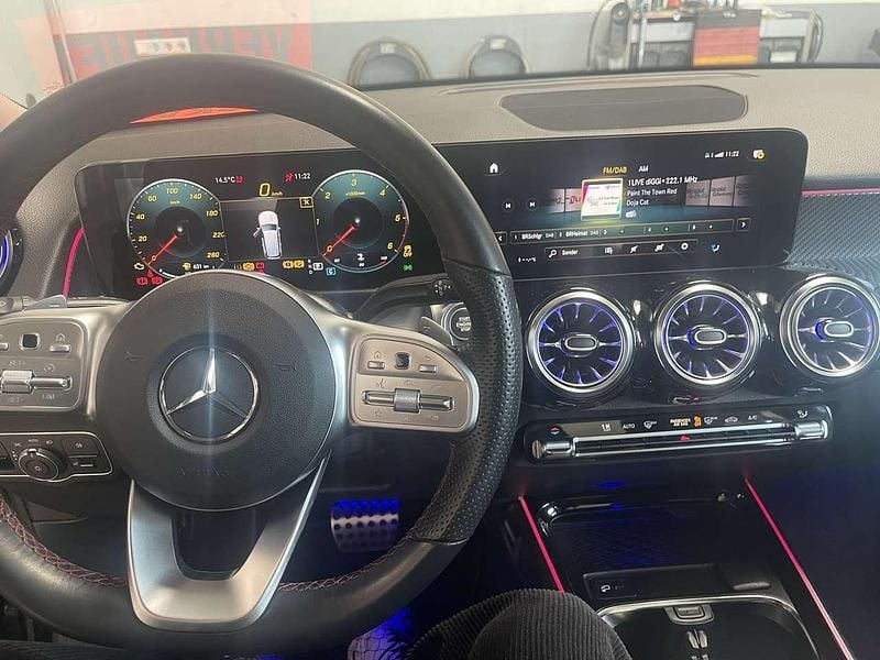 Gebraucht Mercedes GLB220 AMG line 190 PS (139 kW) 2021 SUV