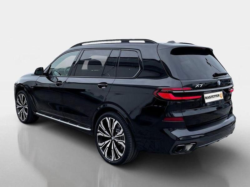Gebraucht BMW X7 Shadowline 352 PS (258 kW) 2025 Saphirschwarz SUV