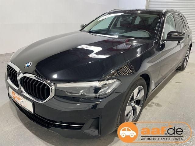 Gebraucht BMW 520 190 PS (139 kW) 2023 Schwarz Kombi