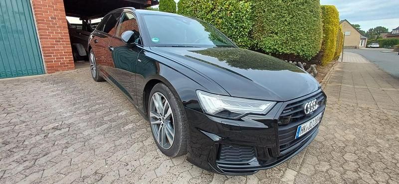 Schwarz Gebraucht 2021 Audi A6 Sport Kombi | 30.800 € (Superpreis) - Bild 1/4