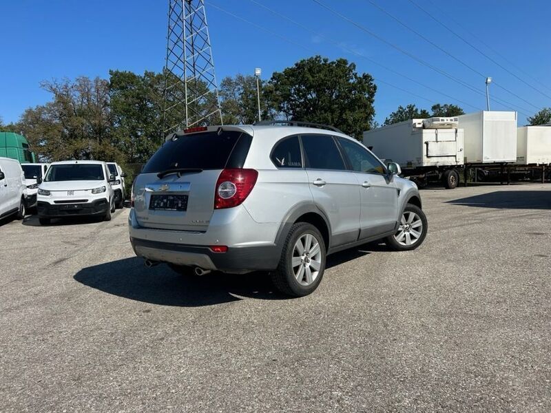 Gebraucht Chevrolet Captiva 230 PS (169 kW) 2010 Silber SUV