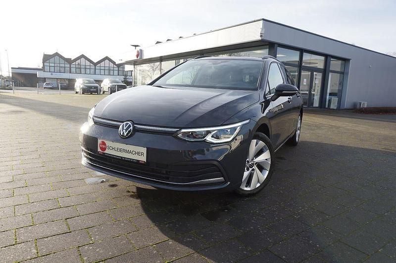 Grau Gebraucht 2021 VW Golf VIII Style Kombi | 24.390 € (Fairer Preis) - Bild 1/4