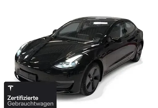 Usado Tesla Model 3 Long Range RWD 208 kW (283 CV) 2022 Negro Berlina