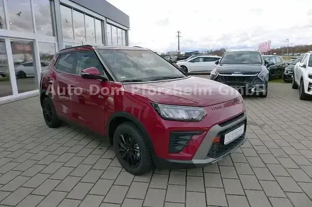 Gebraucht KGM Tivoli 163 PS (119 kW) 2025 Rot SUV