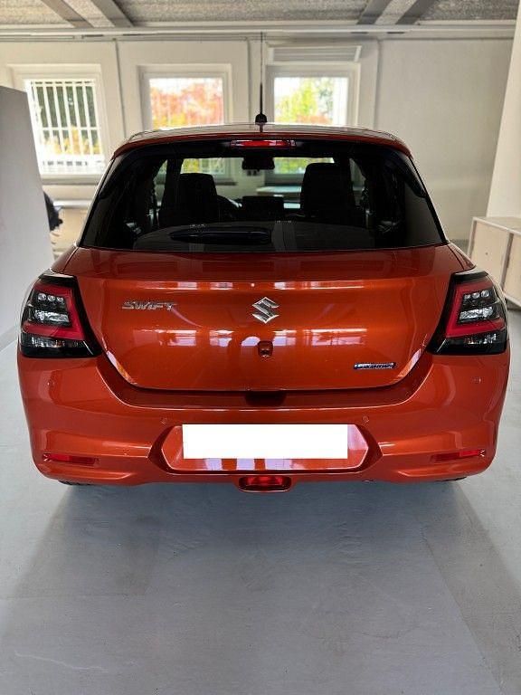 Gebraucht Suzuki Swift Comfort 83 PS (61 kW) 2024 Orange Limousine