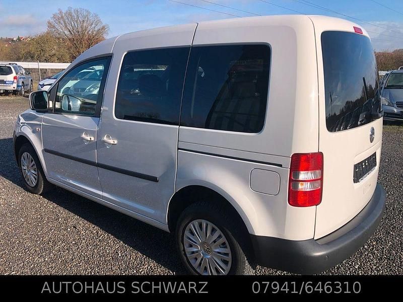 Gebraucht VW Caddy Trendline 109 PS (80 kW) 2015 Weiß Van / Kleinbus