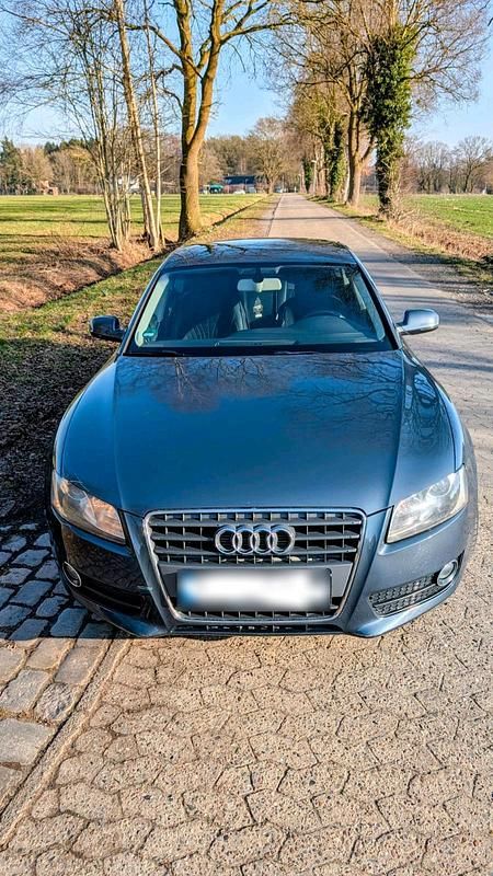 Gebraucht Audi A5 Sportback 179 PS (131 kW) 2011 Grau Kleinwagen