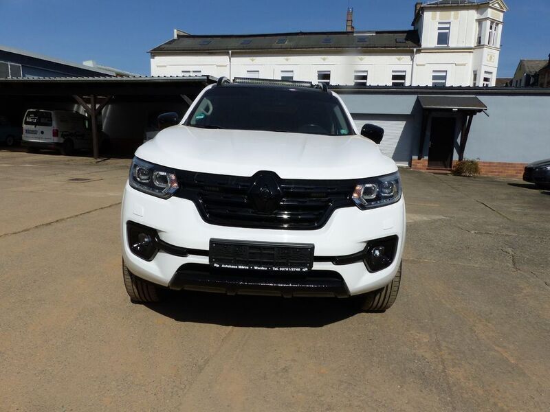 Silber Gebraucht 2018 Renault Alaskan Intens Abholung | 26.999 € (Fairer Preis) - Bild 1/4