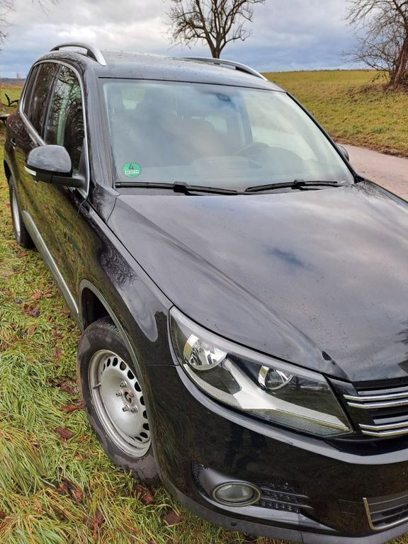 Schwarz Gebraucht 2012 VW Tiguan Trendline SUV | 10.499 € (Guter Preis) - Bild 1/4