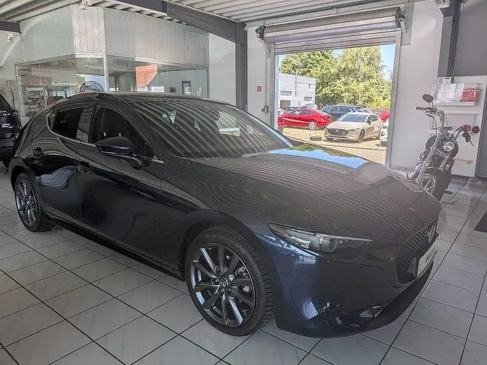 Gebraucht Mazda 3 Selection 122 PS (89 kW) 2023 Blau Limousine