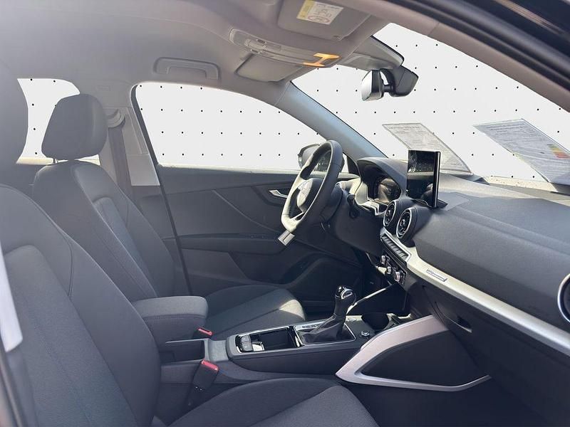 Gebraucht Audi Q2 Comfort 150 PS (110 kW) 2025 Mythosschwarz metallic SUV