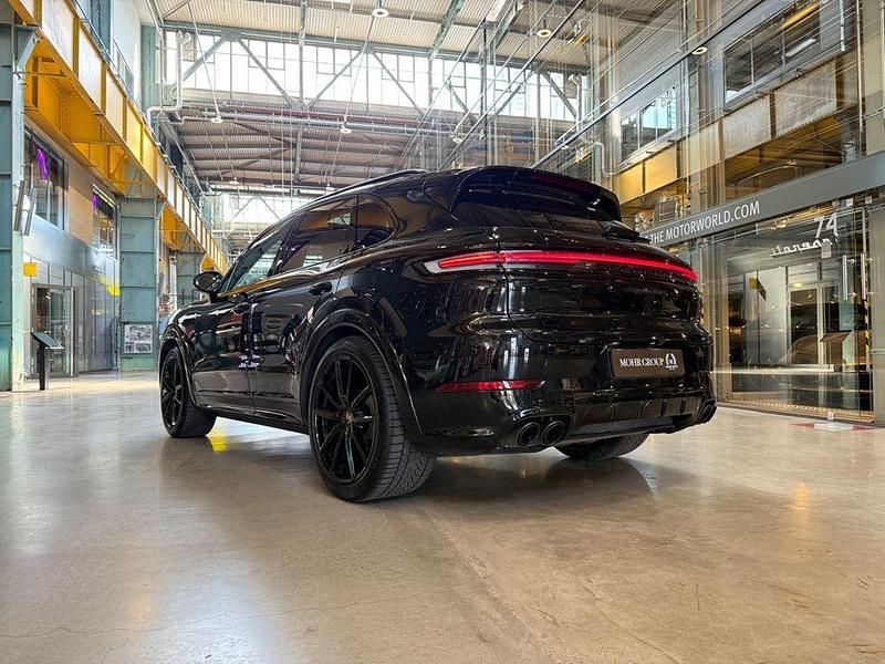 Gebraucht Porsche Cayenne 500 PS (367 kW) 2025 Schwarz SUV
