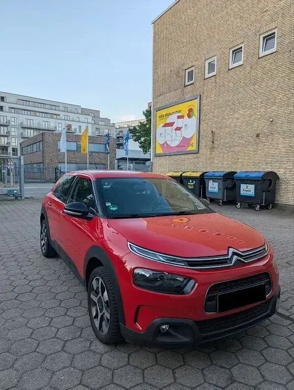 Gebraucht Citroën C4 PureTech 110 PS (80 kW) 2018 Rot Limousine
