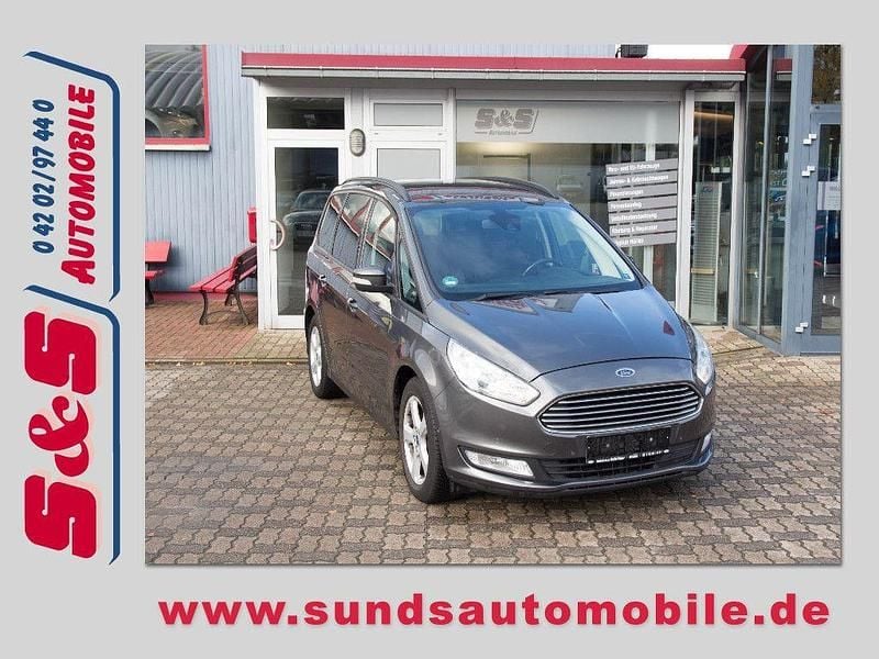 Grau Gebraucht 2016 Ford Galaxy Business Edition Van / Kleinbus | 10.950 € (Superpreis) - Bild 1/4