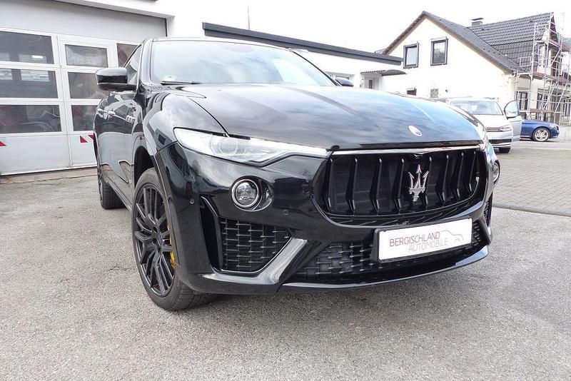 Gebraucht Maserati Levante 349 PS (256 kW) 2019 Schwarz SUV