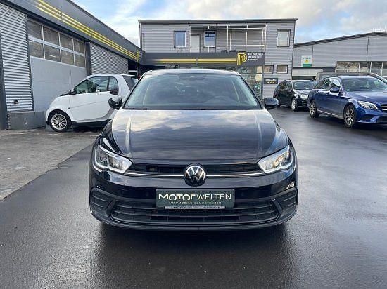 Gebraucht VW Polo Move 95 PS (69 kW) 2024 Deep black perleffekt Kleinwagen