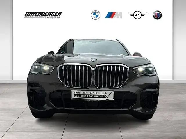 Gebraucht BMW X5 M Sport 340 PS (250 kW) 2023 Grün SUV