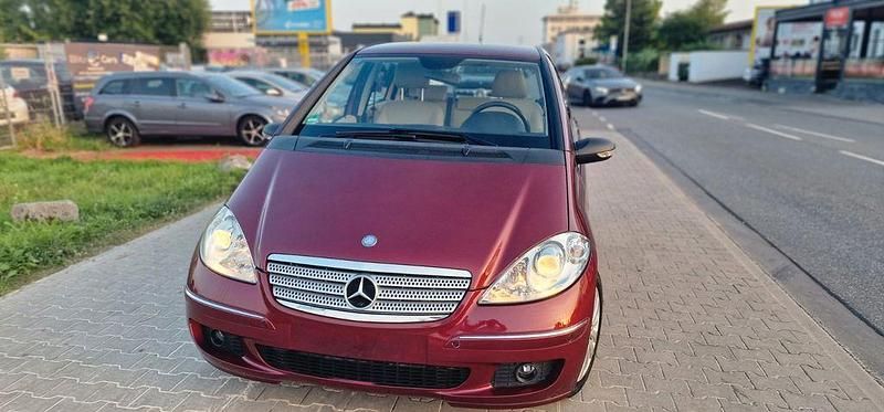 Rot Gebraucht 2005 Mercedes A200 Limousine | 5.500 € (Fairer Preis) - Bild 1/4