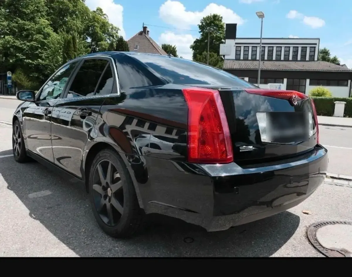 Gebraucht Cadillac BLS 175 PS (128 kW) 2009 Schwarz Limousine