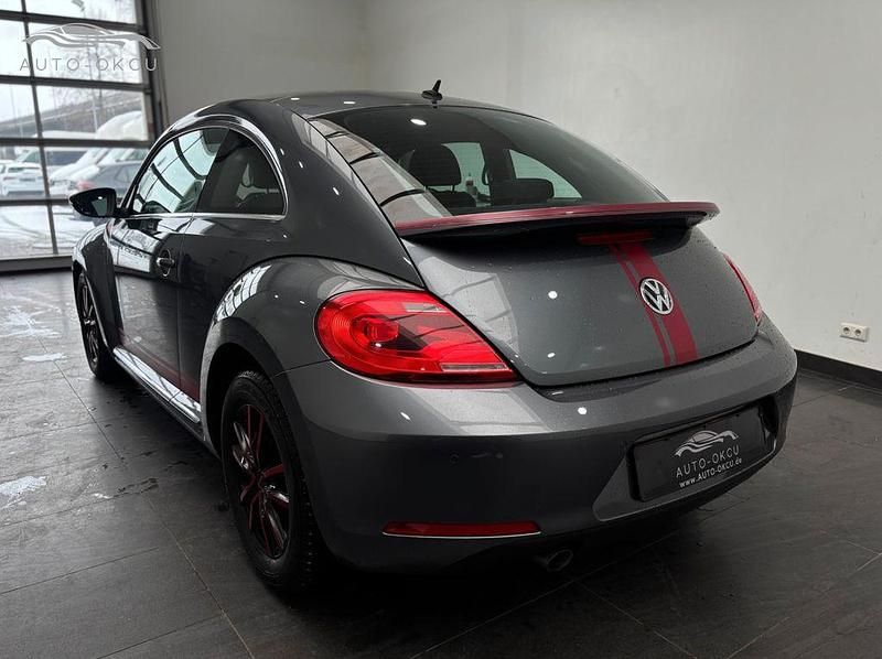 Gebraucht VW Beetle Design 105 PS (77 kW) 2013 Grau Kleinwagen