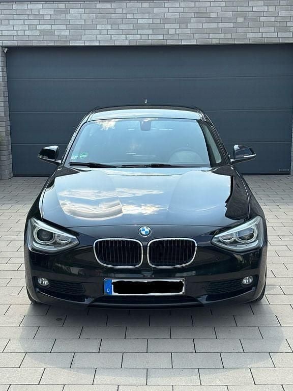 Schwarz Gebraucht 2013 BMW 116 Kleinwagen | 7.290 € (Fairer Preis) - Bild 1/4