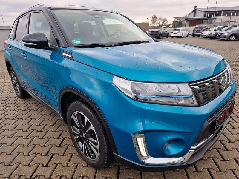 Gebraucht Suzuki Vitara Comfort+ 129 PS (94 kW) 2021 Blau SUV