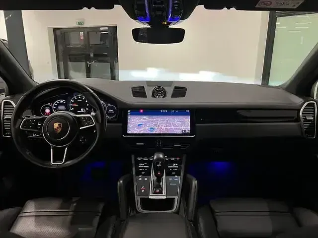 Gebraucht Porsche Cayenne 462 PS (339 kW) 2021 Grau SUV