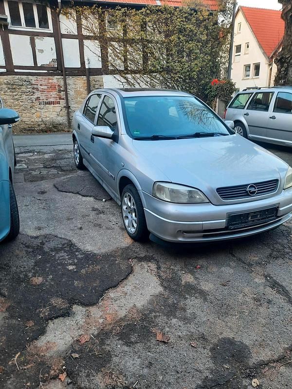 Silber Gebraucht 2000 Opel Astra Kleinwagen | 1.200 € (Fairer Preis) - Bild 1/4