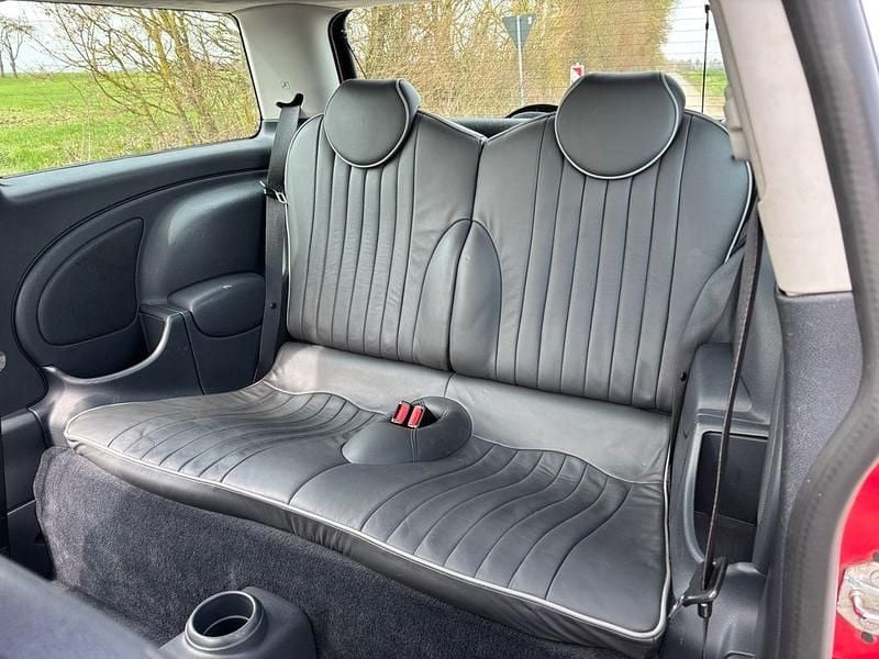 Gebraucht Mini Cooper 116 PS (85 kW) 2003 Rot Kleinwagen