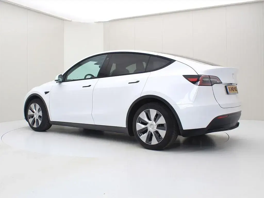 Gebraucht Tesla Model Y Standard Range 225 kW (306 PS) 2022 Weiß SUV