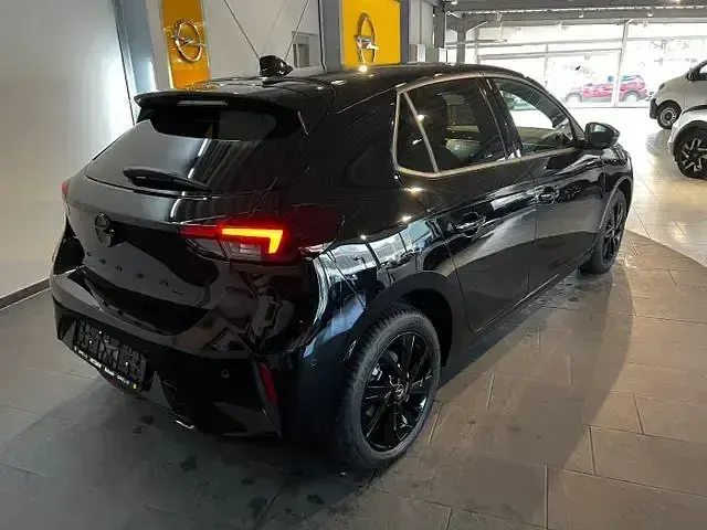 Gebraucht Opel Corsa 110 PS (80 kW) 2024 Karbon schwarz Limousine