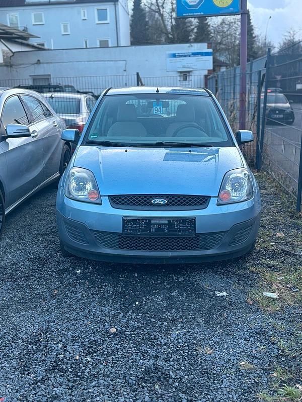 Gebraucht Ford Fiesta 100 PS (73 kW) 2008 Blau Kleinwagen