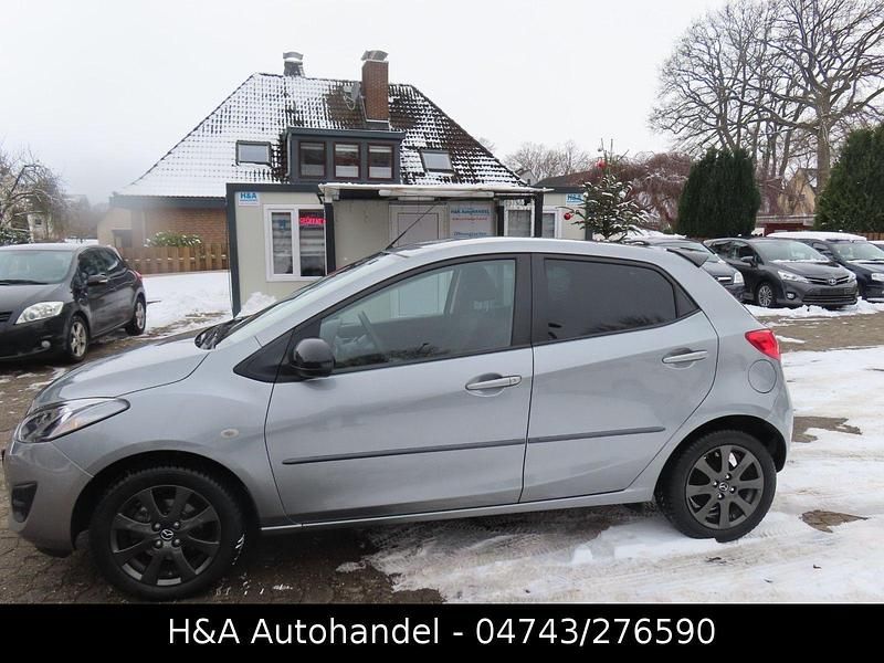 Gebraucht Mazda 2 75 PS (55 kW) 2015 Grau Kleinwagen
