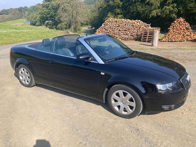 Gebraucht Audi Cabriolet 133 PS (97 kW) 2005 Schwarz Cabrio