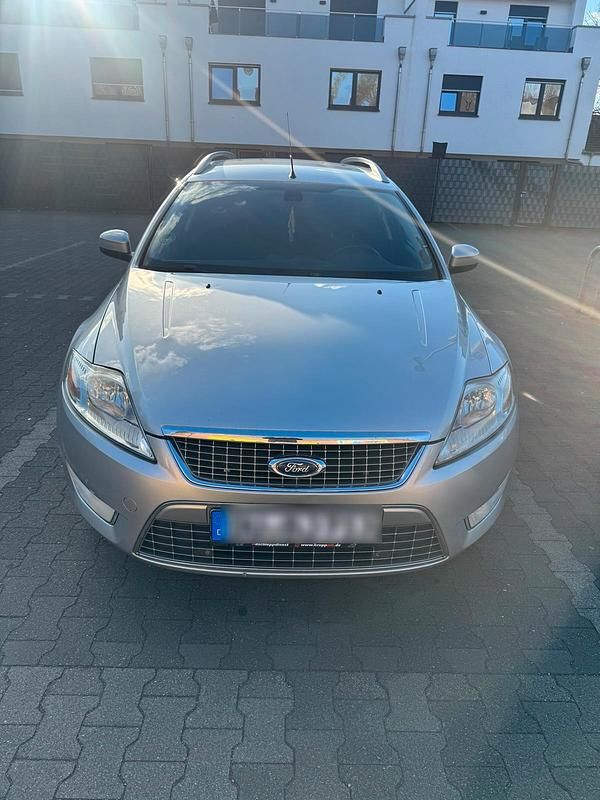 Silber Gebraucht 2007 Ford Mondeo Kombi | 2.800 € - Bild 1/4