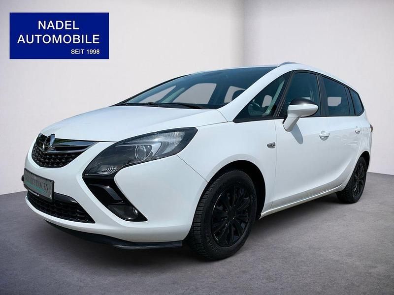 Weiß Gebraucht 2015 Opel Zafira Tourer Edition Van / Kleinbus | 4.490 € (Guter Preis) - Bild 1/4