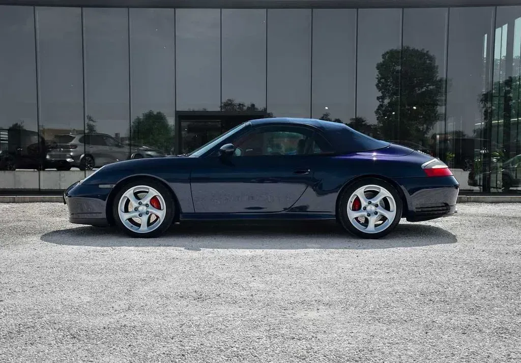 Gebraucht Porsche 996 320 PS (235 kW) 2004 Blau Cabrio