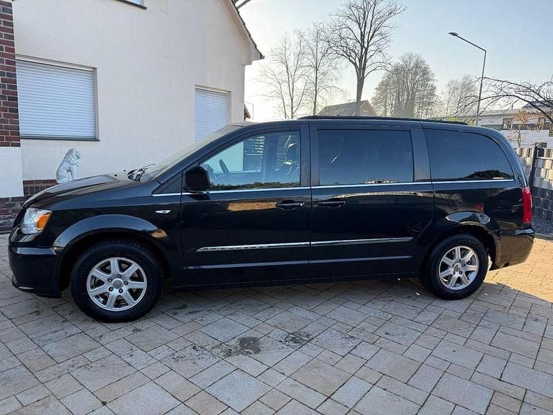 Gebraucht Chrysler Grand Voyager 283 PS (208 kW) 2012 Schwarz Van / Kleinbus