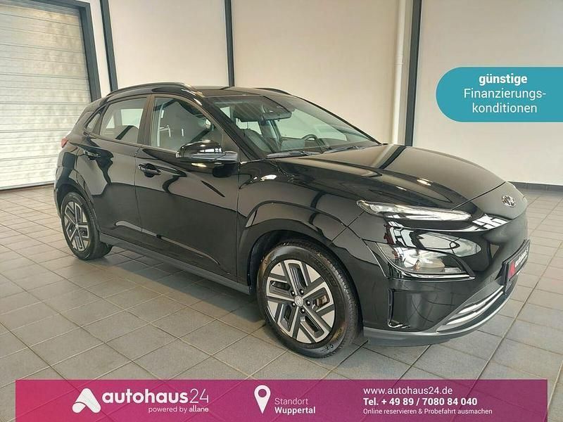 Schwarz Gebraucht 2022 Hyundai Kona Select SUV | 18.490 € (Fairer Preis) - Bild 1/4