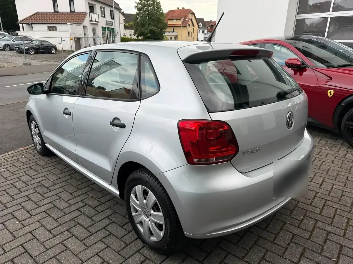 Gebraucht VW Polo 75 PS (55 kW) 2013 Silber Kleinwagen