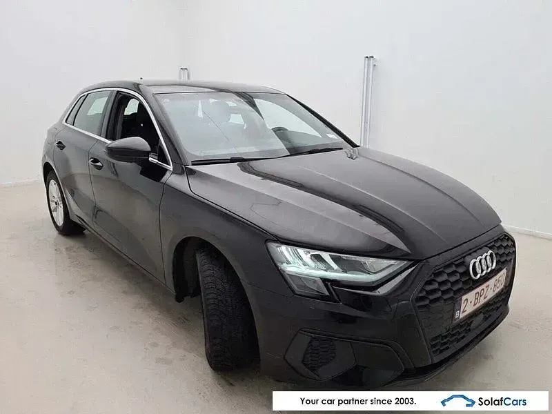 Gebraucht Audi A3 116 PS (85 kW) 2022 Schwarz Limousine