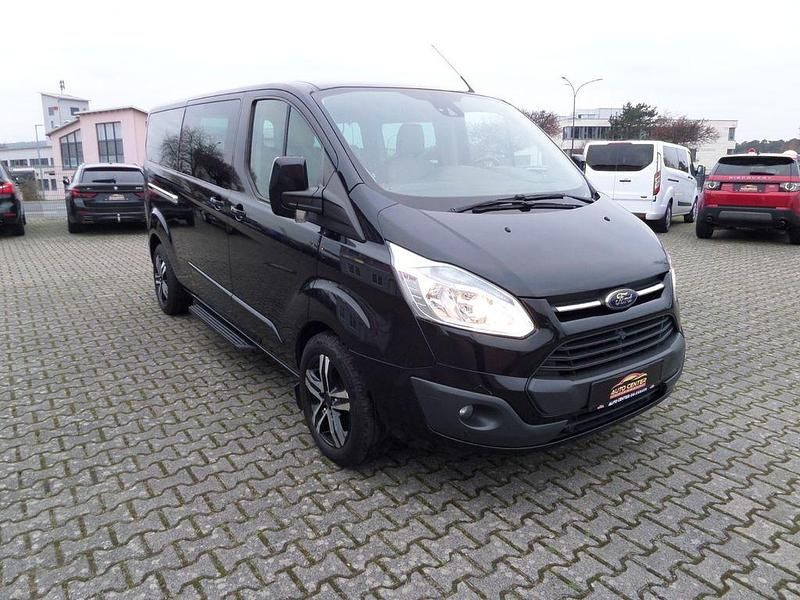 Gebraucht Ford Tourneo Limited 155 PS (114 kW) 2013 Schwarz Van / Kleinbus