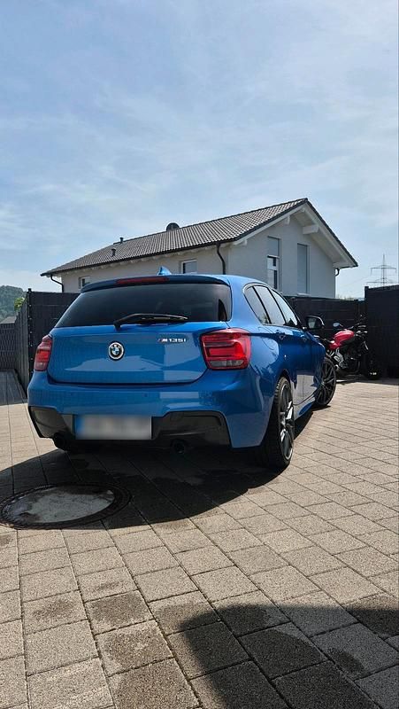 Gebraucht BMW M135 320 PS (235 kW) 2013 Blau Kleinwagen