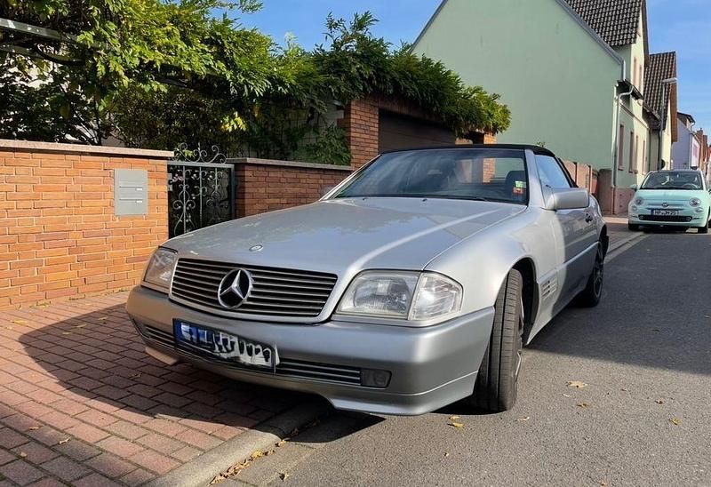 Silber Gebraucht 1992 Mercedes SL300 Cabrio | 13.800 € - Bild 1/4