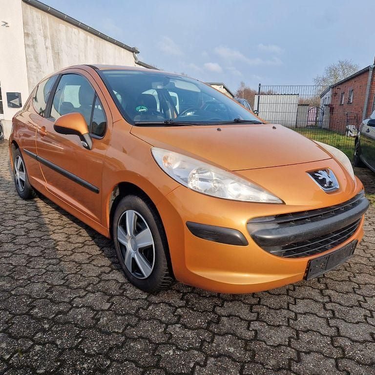Gebraucht Peugeot 207 Tendance 88 PS (64 kW) 2006 Orange Kleinwagen