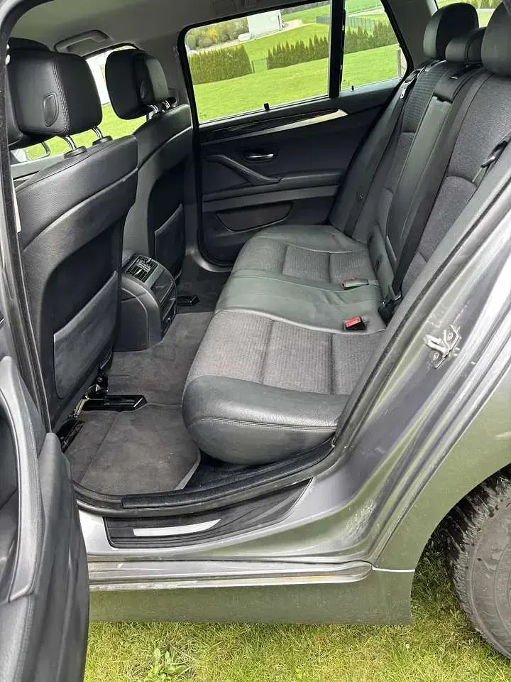 Gebraucht BMW 520 184 PS (135 kW) 2012 Silber Kombi